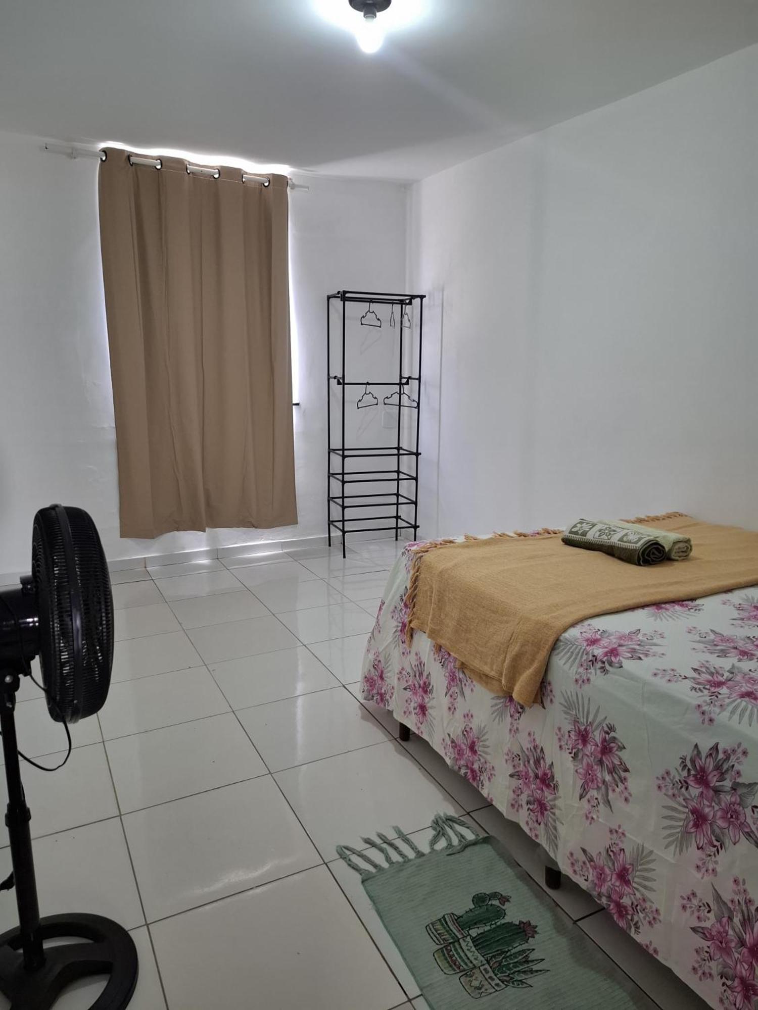 Quarto Confortavel No Centro 民宿